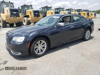 2016 Chrysler 300 C z VIN 2C3CCAEG3GH342715, wystawiony jako Copart lot #55308965 z przebiegiem 104 223 mil mil oraz Szkoda całkowita • Salvage title. Historia ofert i sprzedaży dostępna na DreamBid. Obrazek 1.