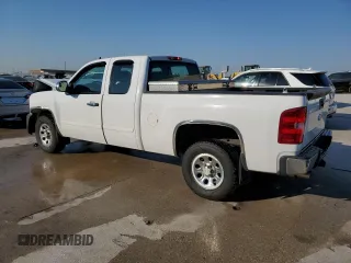 2011 Chevrolet Silverado 1500 Work Truck with VIN 1GCRKPE39BZ128975, listed as a Copart auction lot 76124704 with 180,814 mi miles and Salvage Title. Bid and sale history available at DreamBid. Image 2.