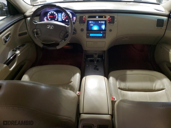 2011 Hyundai Azera Limited with VIN KMHFC4DF0BA526693, listed as a Copart auction lot 74749154 with 134,613 mi miles and Salvage Title. Bid and sale history available at carsss.com. Image 8.