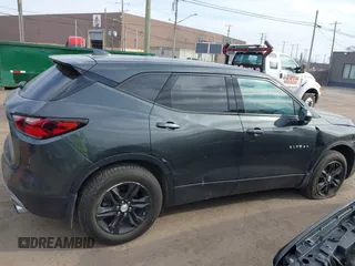 2020 Chevrolet Blazer LT z VIN 3GNKBBRA9LS595817, wystawiony jako IAAI lot #41833151 z przebiegiem 104 486 mil mil oraz . Historia ofert i sprzedaży dostępna na DreamBid. Obrazek 13.