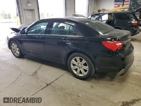 2011 Chrysler 200 Touring z VIN 1C3BC1FB0BN614507, wystawiony jako Copart lot #58739285 z przebiegiem 233 806 mil mil oraz Nie do naprawy • Non repairable. Historia ofert i sprzedaży dostępna na DreamBid. Obrazek 2.