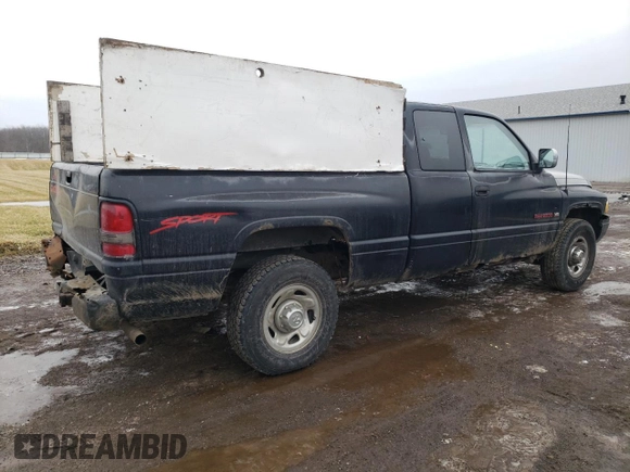 1997 Dodge Ram 2500 with VIN 3B7KC23Z5VG725277, listed as a Copart auction lot 44915535 with 149,293 mi miles and Salvage Title. Bid and sale history available at carsss.com. Image 3.