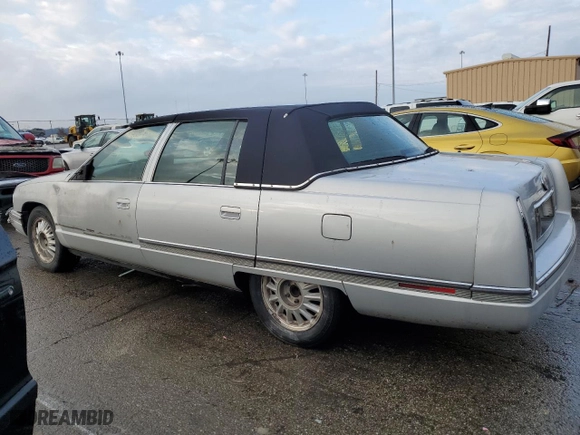 1994 Cadillac Concours with VIN 1G6KF52Y3RU231877, listed as a Copart auction lot 82150174 with NaN miles and Salvage Title. Bid and sale history available at carsss.com. Image 2.