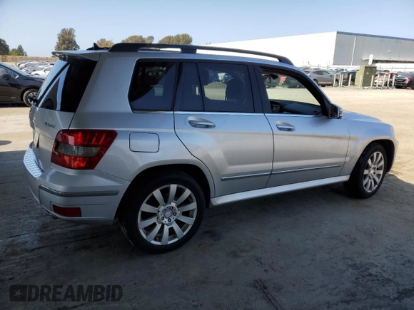 2011 Mercedes-Benz GLK with VIN WDCGG8HB5BF569256, listed as a Copart auction lot 55677425 with 236,218 mi miles and Clean Title. Bid and sale history available at carsss.com. Image 3.