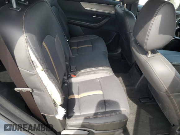 2025 Mazda CX-70 Premium Plus с VIN JM3KJEHA7S1106448, выставлен на аукционе Copart как лот 50820565 с пробегом 14 889 миль миль и Списание • Salvage title. История ставок и продаж доступна на DreamBid. Изображение 11.