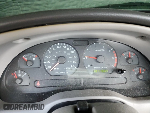 2004 Ford Mustang Standard with VIN 1FAFP40634F181055, listed as a Copart auction lot 49679795 with 187,166 mi miles and Salvage Title. Bid and sale history available at carsss.com. Image 9.