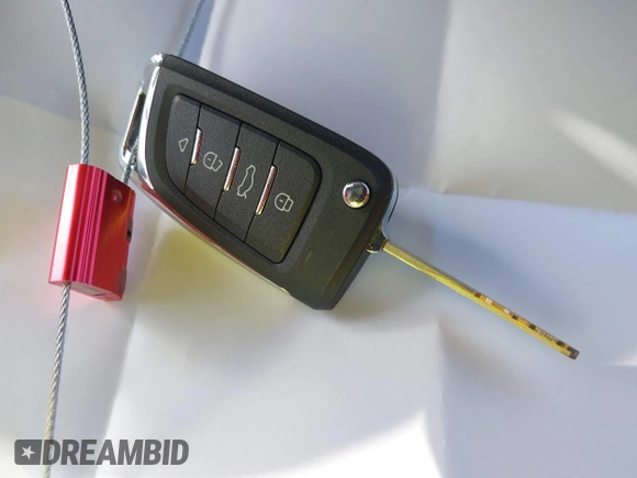 2015 Nissan NV200 SV with VIN 3N6CM0KNXFK693331, listed as a IAAI auction lot 42428684 with 158,605 mi miles and . Bid and sale history available at DreamBid. Image 11.