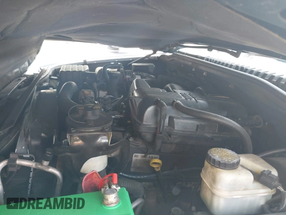 2005 Ford Explorer XLT with VIN 1FMZU63K85UB39302, listed as a IAAI auction lot 42480621 with 171,064 mi miles and . Bid and sale history available at DreamBid. Image 10.
