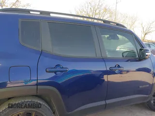 2018 Jeep Renegade Latitude z VIN ZACCJABBXJPH92586, wystawiony jako IAAI lot #41698075 z przebiegiem 44 434 mil mil oraz . Historia ofert i sprzedaży dostępna na DreamBid. Obrazek 13.
