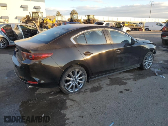 2025 Mazda 3 S Preferred with VIN JM1BPACM6S1761816, listed as a Copart auction lot 89371595 with 1,622 mi miles and Clean Title. Bid and sale history available at DreamBid. Image 3.
