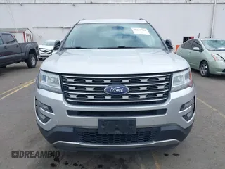 2017 Ford Explorer XLT z VIN 1FM5K8D88HGC35582, wystawiony jako IAAI lot #39443704 z przebiegiem 75 251 mil mil oraz . Historia ofert i sprzedaży dostępna na DreamBid. Obrazek 12.