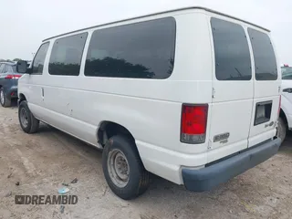 2014 Ford Econoline Passenger XL with VIN 1FBNE3BL7EDA33078, listed as a IAAI auction lot 41938472 with 191,745 mi miles. Bid and sale history available at carsss.com. Image 3.