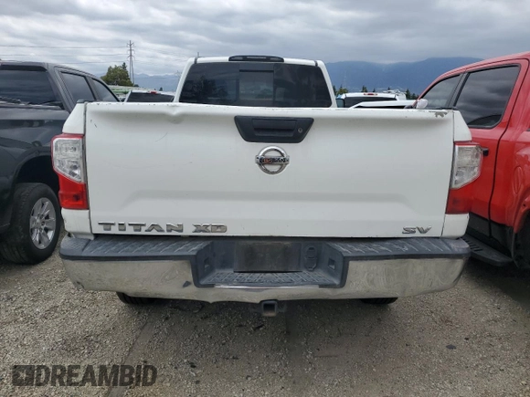 2017 Nissan Titan with VIN 1N6AA1R9XHN528052, listed as a Copart auction lot 55834165 with 183,802 mi miles and Salvage title. Bid and sale history available at DreamBid. Image 6.
