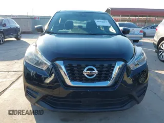 2020 Nissan Kicks S z VIN 3N1CP5BV1LL556133, wystawiony jako IAAI lot #40462262 z przebiegiem 39 750 mil mil oraz . Historia ofert i sprzedaży dostępna na DreamBid. Obrazek 12.
