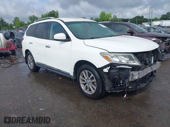2015 Nissan Pathfinder Platinum with VIN 5N1AR2MM0FC696879, listed as a IAAI auction lot 42368003 with 120,650 mi miles and . Bid and sale history available at DreamBid. Image 1.
