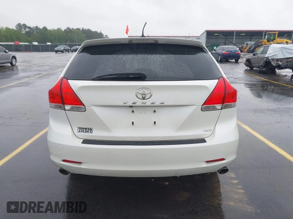 2010 Toyota Venza with VIN 4T3BK3BB0AU040935, listed as a IAAI auction lot 41976670 with 96,861 mi miles. Bid and sale history available at carsss.com. Image 16.