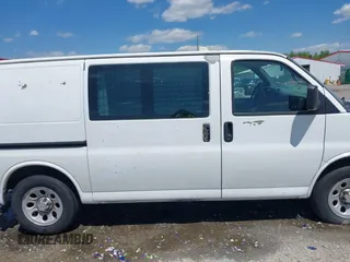 2012 Chevrolet Express Cargo Van with VIN 1GCSGAFX5C1145743, listed as a IAAI auction lot 42027282 with 202,770 mi miles. Bid and sale history available at carsss.com. Image 13.