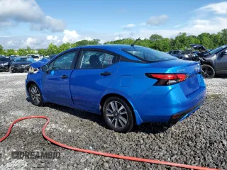 2024 Nissan Versa S z VIN 3N1CN8DV8RL849203, wystawiony jako Copart lot #56414195 z przebiegiem 22 127 mil mil oraz Szkoda całkowita • Salvage title. Historia ofert i sprzedaży dostępna na DreamBid. Obrazek 2.
