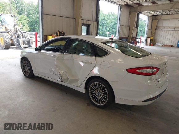 2014 Ford Fusion SE with VIN 3FA6P0HD8ER372731, listed as a IAAI auction lot 39915643 with 136,635 mi miles and . Bid and sale history available at DreamBid. Image 3.