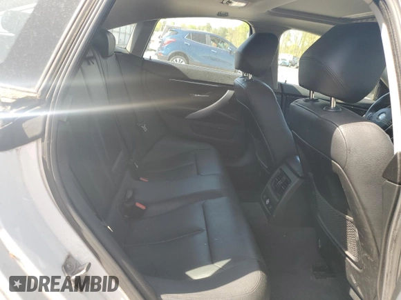 2015 BMW 4 Series 428i xDrive с VIN WBA4A7C58FD415550, выставлен на аукционе Copart как лот 55401995 с пробегом 124 666 миль миль и Чистый • Clean title. История ставок и продаж доступна на DreamBid. Изображение 10.