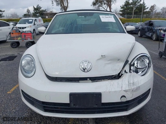 2013 Volkswagen Beetle Convertible 2.5L with VIN 3VW5P7AT9DM825439, listed as a IAAI auction lot 41760907 with 53,649 mi miles. Bid and sale history available at carsss.com. Image 12.