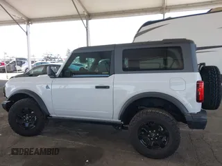 2024 Ford Bronco с VIN 1FMDE1AP4RLB42881, выставлен на аукционе IAAI как лот 42259960 с пробегом 3 797 миль миль и . История ставок и продаж доступна на DreamBid. Изображение 15.