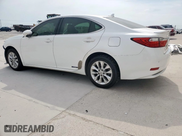 2013 Lexus ES 300h z VIN JTHBW1GG1D2030178, wystawiony jako Copart lot #52596445 z przebiegiem 254 618 mil mil oraz Szkody całkowita. Historia ofert i sprzedaży dostępna na DreamBid. Obrazek 2.