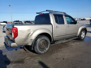 2008 Nissan Frontier SE z VIN 1N6AD07UX8C437464, wystawiony jako Copart lot #49346195 z przebiegiem 301 208 mil mil oraz Szkoda całkowita • Salvage title. Historia ofert i sprzedaży dostępna na DreamBid. Obrazek 3.