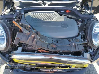 2021 MINI Hardtop Cooper SE with VIN WMWXP3C07M2N46440, listed as a Copart auction lot 72822194 with 35,078 mi miles and Salvage Title. Bid and sale history available at DreamBid. Image 12.