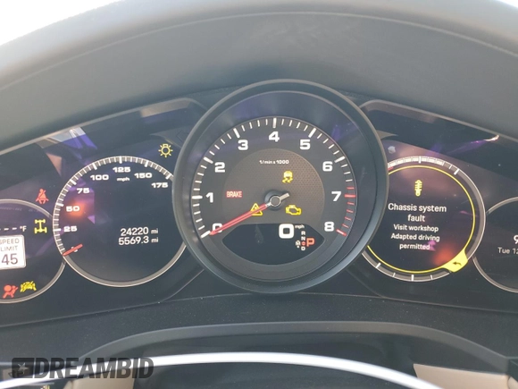 2023 Porsche Cayenne z VIN WP1BA2AY7PDA25775, wystawiony jako Copart lot #82593704 z przebiegiem 24 220 mil mil oraz Szkoda całkowita • Salvage title. Historia ofert i sprzedaży dostępna na DreamBid. Obrazek 9.