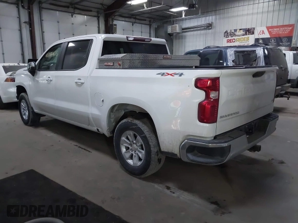 2023 Chevrolet Silverado 1500 LT with VIN 2GCUDDED8P1101634, listed as a IAAI auction lot 41745435 with 92,444 mi miles. Bid and sale history available at carsss.com. Image 3.