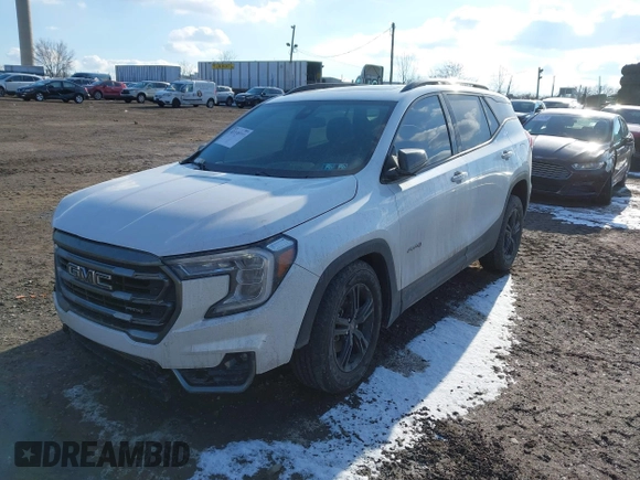 2022 GMC Terrain AT4 z VIN 3GKALYEV1NL156867, wystawiony jako IAAI lot #41339310 z przebiegiem 42 696 mil mil oraz . Historia ofert i sprzedaży dostępna na DreamBid. Obrazek 2.