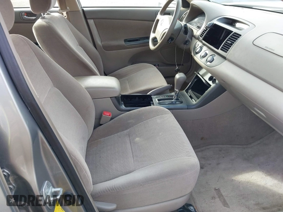 2006 Toyota Camry STD with VIN JTDBE30K763052567, listed as a IAAI auction lot 41553501 with 63,850 mi miles. Bid and sale history available at carsss.com. Image 5.
