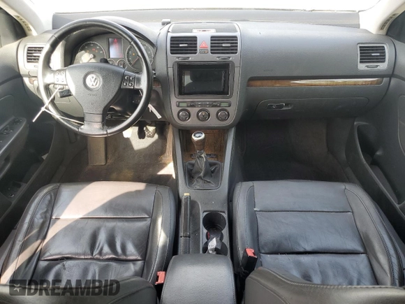 2005 Volkswagen Jetta 2.5L with VIN 3VWDG71K25M647183, listed as a Copart auction lot 62743695 with 215,241 mi miles and Salvage title. Bid and sale history available at DreamBid. Image 8.