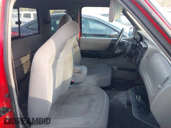 2000 Ford Ranger XL with VIN 1FTYR14V5YTA04592, listed as a IAAI auction lot 41865364 with 228,817 mi miles. Bid and sale history available at carsss.com. Image 8.
