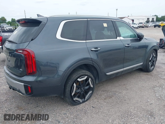2023 Kia Telluride S z VIN 5XYP6DGC7PG405488, wystawiony jako IAAI lot #42135176 z przebiegiem 16 799 mil mil oraz . Historia ofert i sprzedaży dostępna na DreamBid. Obrazek 4.