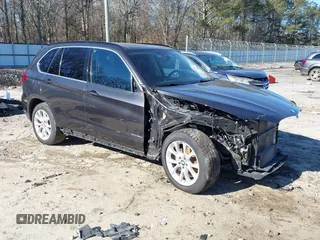 2015 BMW X5 xDrive35d z VIN 5UXKS4C56F0J98642, wystawiony jako IAAI lot #41230844 z przebiegiem 89 456 mil mil oraz . Historia ofert i sprzedaży dostępna na DreamBid. Obrazek 1.