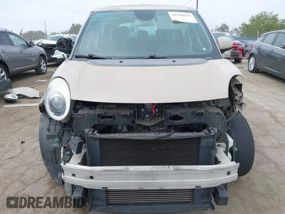2015 FIAT 500L Easy с VIN ZFBCFABH1FZ036579, выставлен на аукционе IAAI как лот 42358118 с пробегом 116 135 миль миль и . История ставок и продаж доступна на DreamBid. Изображение 13.