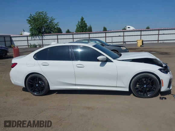 2019 BMW 3 Series 330i xDrive with VIN WBA5R7C52KAJ82760, listed as a IAAI auction lot 42485304 with 43,298 mi miles and . Bid and sale history available at DreamBid. Image 13.