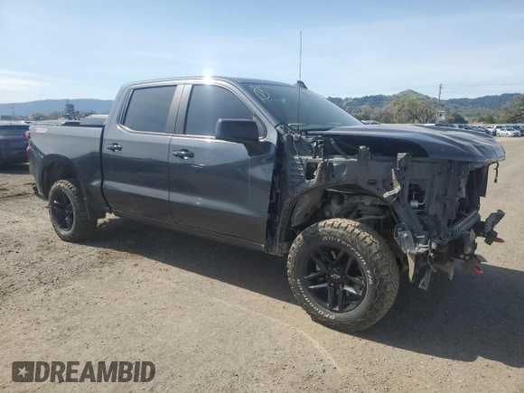 2020 Chevrolet Silverado 1500 LT Trail Boss with VIN 1GCPYFEL9LZ298271, listed as a Copart auction lot 50018135 with 82,666 mi miles and Salvage Title. Bid and sale history available at carsss.com. Image 4.