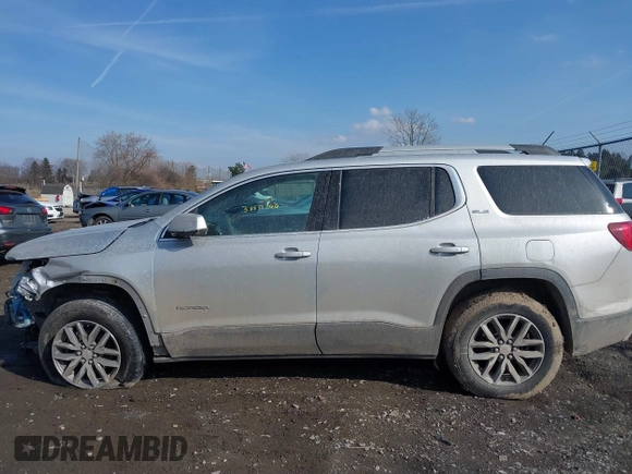 2017 GMC Acadia SLE with VIN 1GKKNSLA8HZ269014, listed as a IAAI auction lot 38833266 with 95,772 mi miles. Bid and sale history available at carsss.com. Image 14.