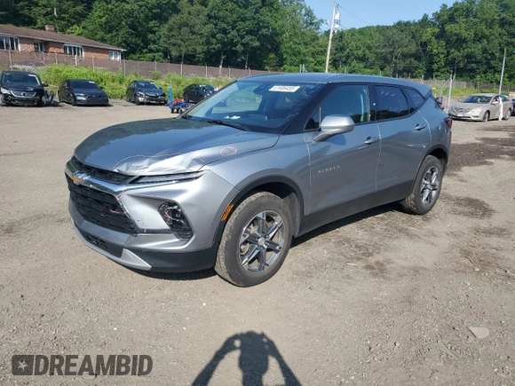 2024 Chevrolet Blazer LT with VIN 3GNKBCR45RS196086, listed as a Copart auction lot 61906455 with 32,564 mi miles and Salvage title. Bid and sale history available at DreamBid. Image 1.