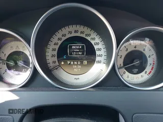 2012 Mercedes-Benz C 300 Sport с VIN WDDGF8BB9CR197914, выставлен на аукционе IAAI как лот 42187624 с пробегом 121 196 миль миль и . История ставок и продаж доступна на DreamBid. Изображение 7.