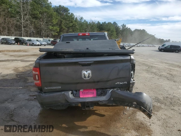 2023 Ram 2500 Laramie z VIN 3C6UR5FL3PG540235, wystawiony jako Copart lot #46997225 z przebiegiem 73 442 mil mil oraz Szkoda całkowita • Salvage title. Historia ofert i sprzedaży dostępna na DreamBid. Obrazek 6.