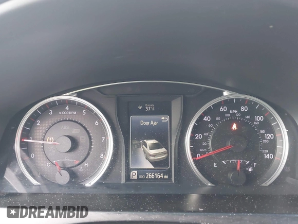 2017 Toyota Camry XLE with VIN 4T1BF1FK6HU814904, listed as a IAAI auction lot 41514002 with 266,164 mi miles and . Bid and sale history available at DreamBid. Image 7.