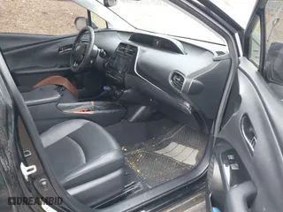 2019 Toyota Prius L Eco with VIN JTDKARFU2K3075952, listed as a IAAI auction lot 41686956 with 81,000 mi miles. Bid and sale history available at carsss.com. Image 5.