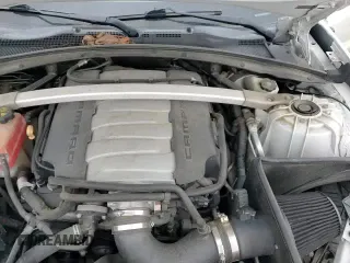 2017 Chevrolet Camaro 2SS z VIN 1G1FH3D74H0101560, wystawiony jako Copart lot #44052785 z przebiegiem 99 769 mil mil oraz Szkoda całkowita • Salvage title. Historia ofert i sprzedaży dostępna na DreamBid. Obrazek 16.