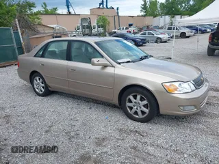 2001 Toyota Avalon XL z VIN 4T1BF28B71U192791, wystawiony jako IAAI lot #42180729 z przebiegiem 132 397 mil mil oraz . Historia ofert i sprzedaży dostępna na DreamBid. Obrazek 1.
