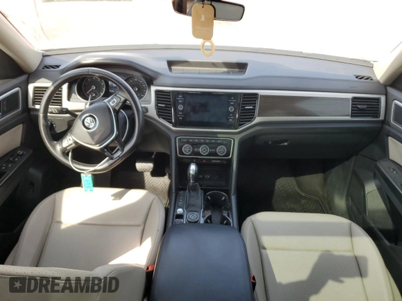 2018 Volkswagen Atlas SEL with VIN 1V2MR2CA2JC526426, listed as a Copart auction lot 48944265 with 102,938 mi miles and Salvage title. Bid and sale history available at DreamBid. Image 8.