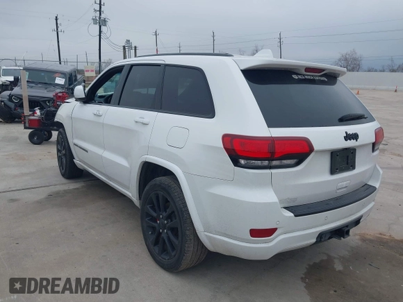 2018 Jeep Grand Cherokee Laredo E with VIN 1C4RJEAG0JC218694, listed as a IAAI auction lot 41587665 with 97,618 mi miles. Bid and sale history available at carsss.com. Image 3.